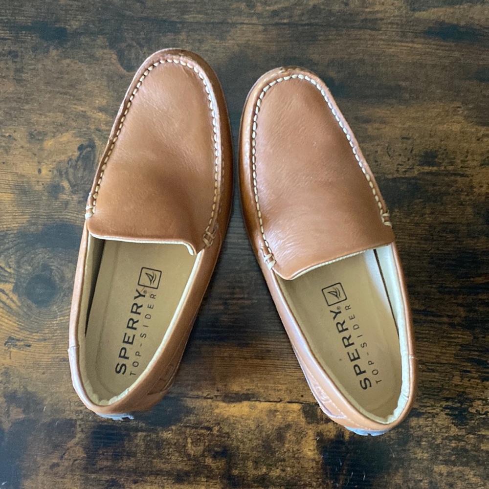 Sperry Top-Sider Men’s Shoes, Size 10, tan leather. Never worn!